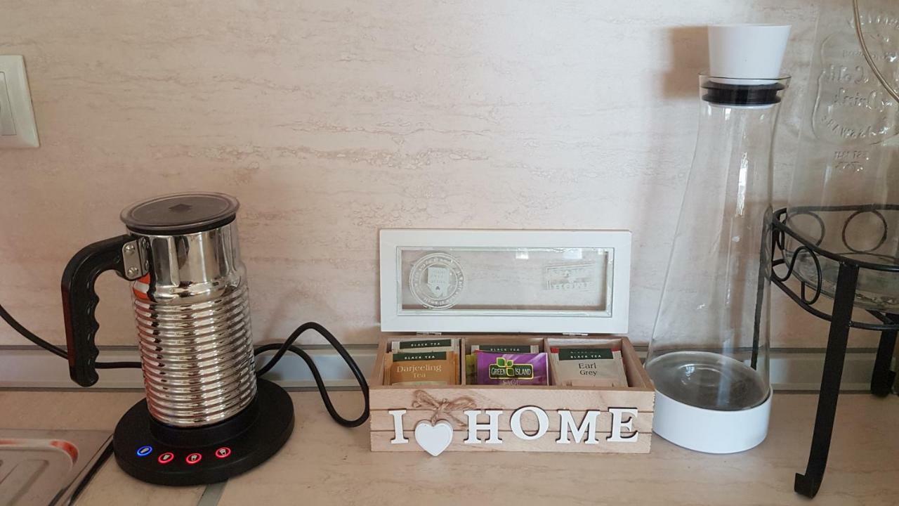 Malavi Guest House Krasen! Comfort&Clean! エクステリア 写真
