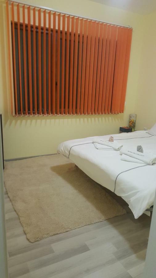 Malavi Guest House Krasen! Comfort&Clean! エクステリア 写真